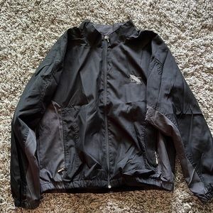 Gear wind breaker